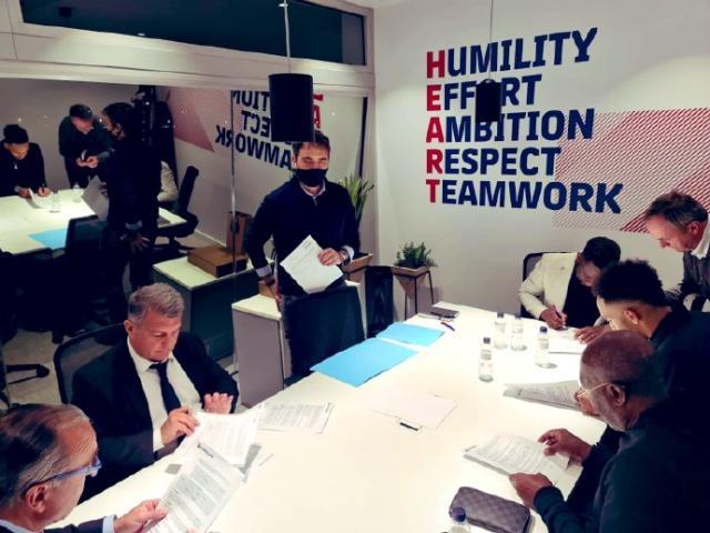 1643684248338044904.jpg 902c9adfly1gyxoq1iqbnj218g0xc0yf.jpg